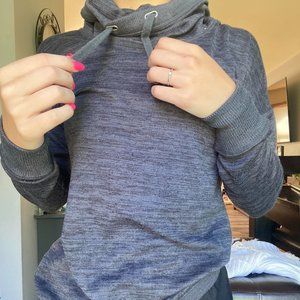 𝅺Athleta Sweater